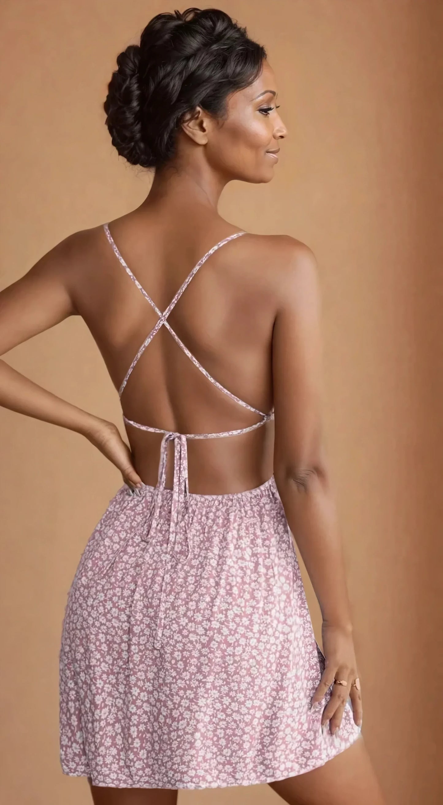 Robe dos nu à bretelles croisées, motif fleuri, mode été femme 974 Réunion